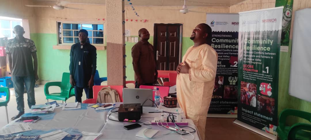 fjdpnigeria's tweet photo. TOWARDS BUILDING RESILIENT COMMUNITIES IN BENUE AND NASARAWA STATES.
FJDP in collaboration with Misereor commences training of community frontline volunteers in psychological first aid and trauma-sensitive helping in Awe Nasarawa State.
#ThisIsFJDP
#VolunteerTraining. https://t.co/y11jk79jww