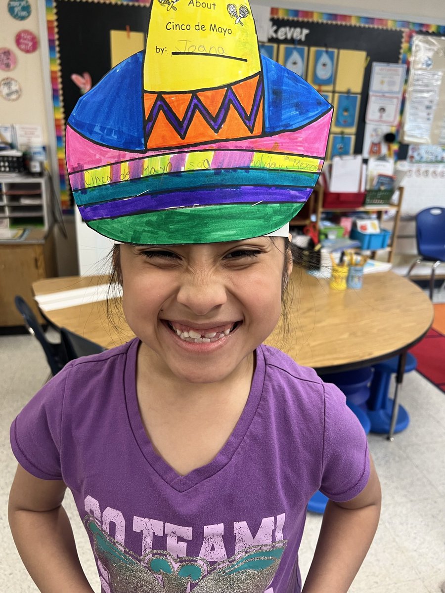 MrsMcCabeNB's tweet photo. Celebrating Cinco de Mayo! These smiles brighten up the room! @Saw_Mill_Strong https://t.co/248Pir7do4