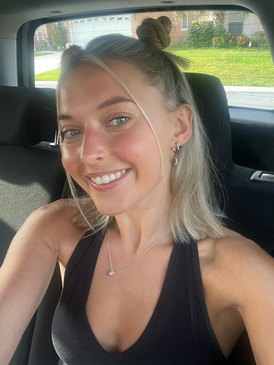bournemouthuni's tweet photo. Lily is a first-year student at BU.
She has just become a back-to-back World Champion with her cheerleading team Unity Allstars Black winning gold at the IASF Worlds L7 Open Coed Non-Tumbling event.
Lily will be performing with the BU Falcons at Varsity today.
#BUvSOLENT https://t.co/EfOlwoSD9q