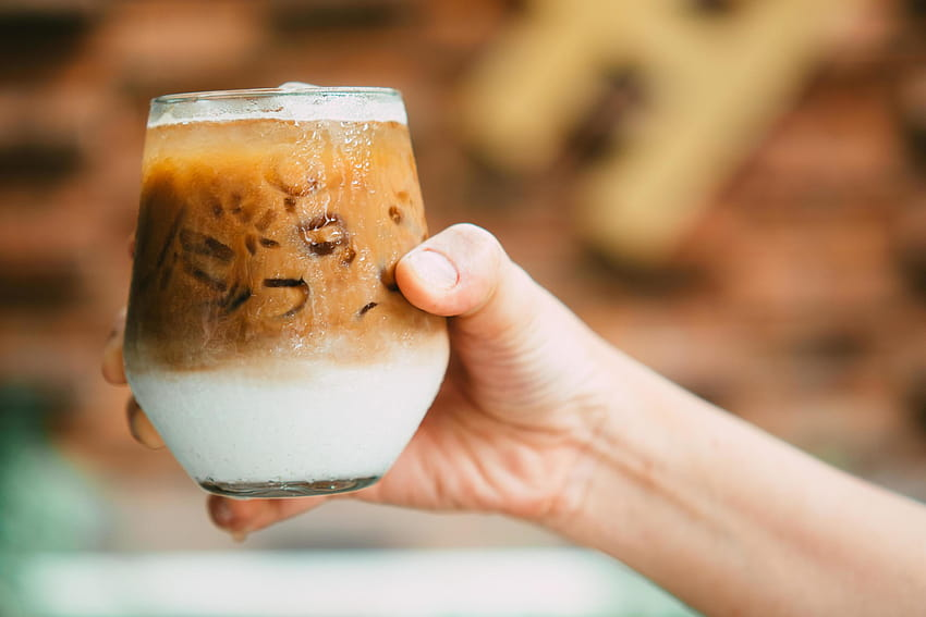 CoffeeComDisc's tweet photo. Have you heard of the latest trend in the coffee world? Introducing: Snap Chilled Coffee! ☕️ #coffee #snapchilledcoffee #trending https://t.co/PpygYspI2O