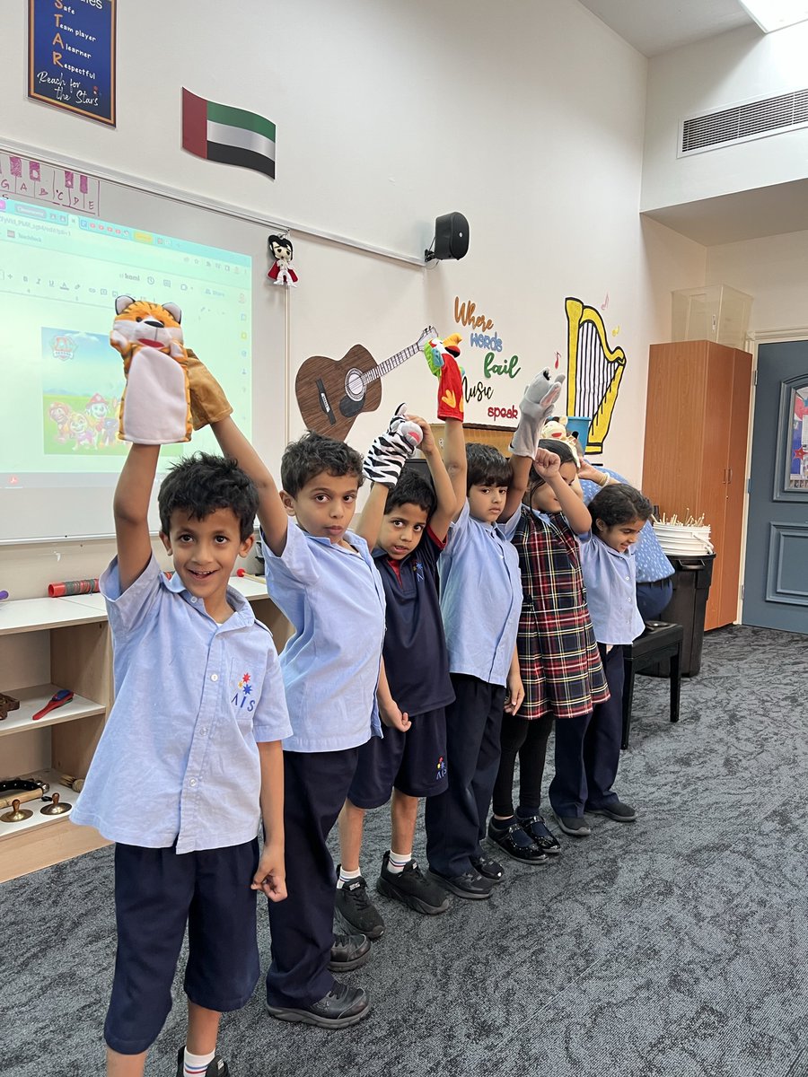 AIS_GradePrep's tweet photo. Our Prep students had a great time in today's music class. Mr. Tony had prepared many fun and interactive in-class activities such as puppet singing.🎶

#AISMusic #AISPrep #AISPrimarySch https://t.co/9IWPBUNjP1