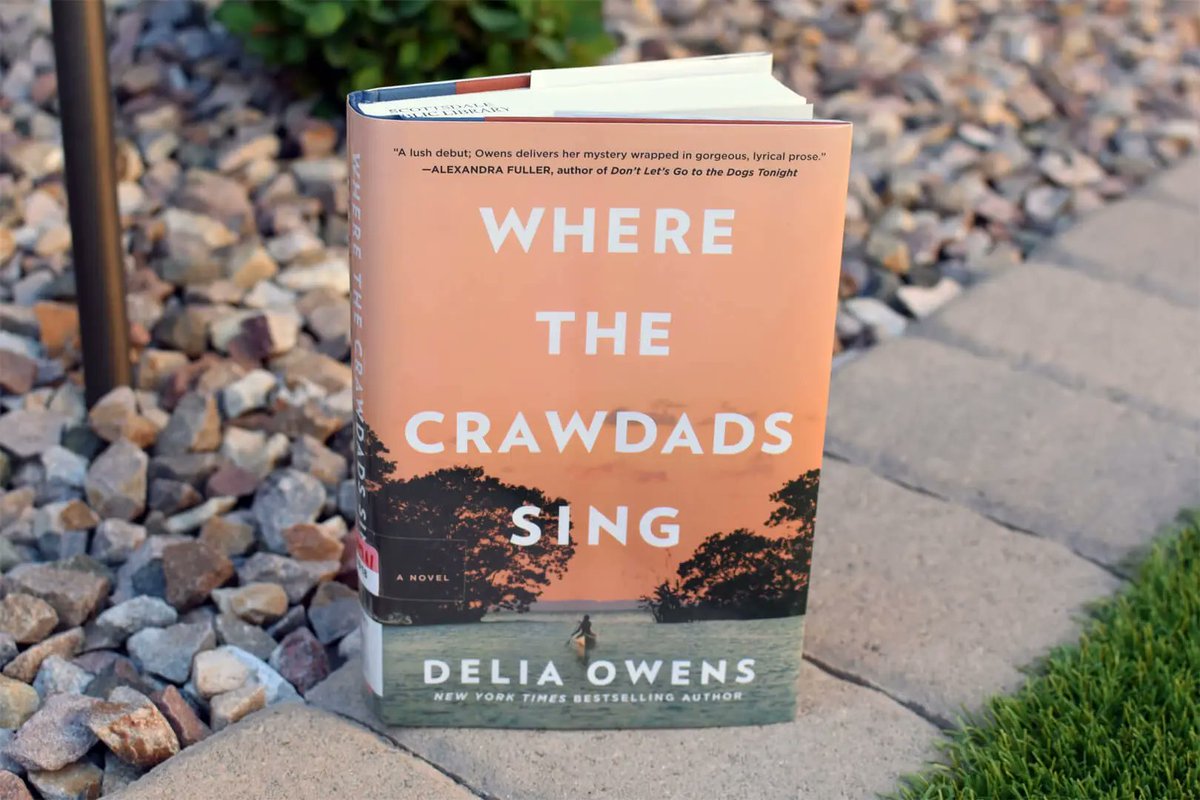 Free_PDF_eBooks's tweet photo. "Where the Crawdads Sing" is a beautifully written book that will make you feel a range of emotions. It's also a #1 New York Times bestseller and a Reese Witherspoon Book Club pick. 📚🌟

👉Download now:https://t.co/UdfULLjSiA

#bestseller #pdfebooks #book #ebook #novel #library https://t.co/a8MhsWawZo