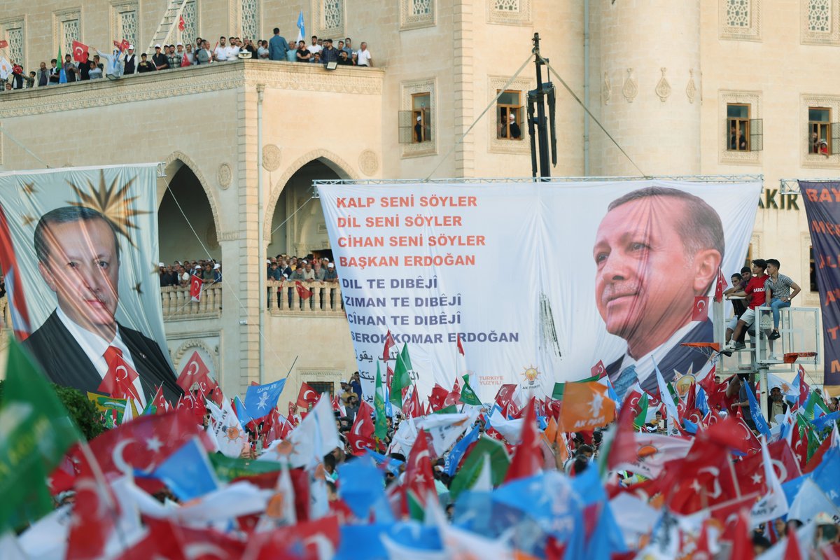 RTErdogan's tweet photo. Dinlerin, dillerin, medeniyetlerin beşiği, Mezopotamya’nın incisi Mardin... Teşekkürler Mardin! 🇹🇷 https://t.co/rnZayRFALe