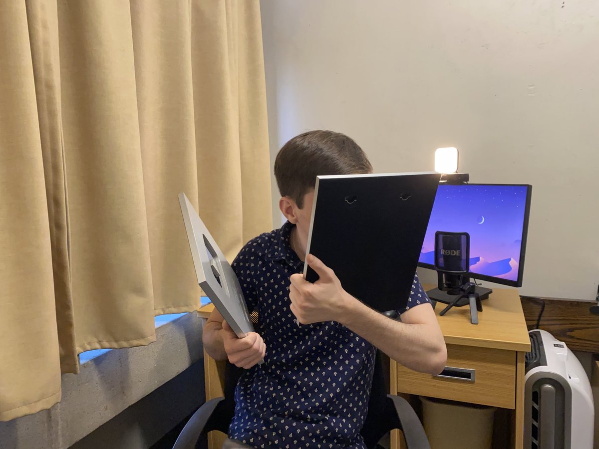 PolyMars tweet media