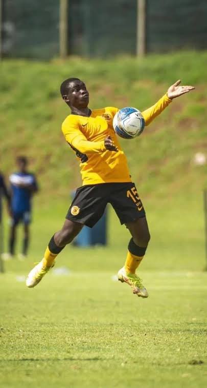 It’s time to watch Vicky Mkhawana #U17AFCON  @KaizerChiefs  his future is right now, not in few seasons to come. 🤩😍🤩😍 ❤️✌🏾