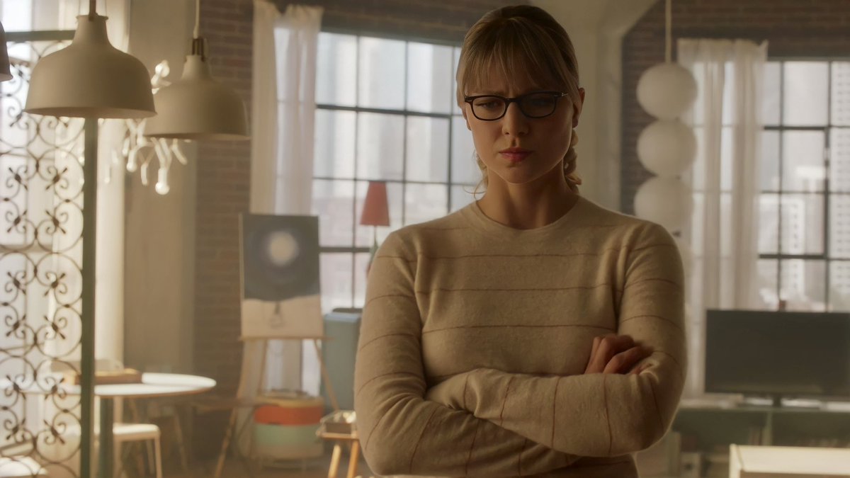 BisexualSuper's tweet photo. Lena apologizing to Kara hoping she takes her back 
Three years ago today https://t.co/hG3TeDHp0O