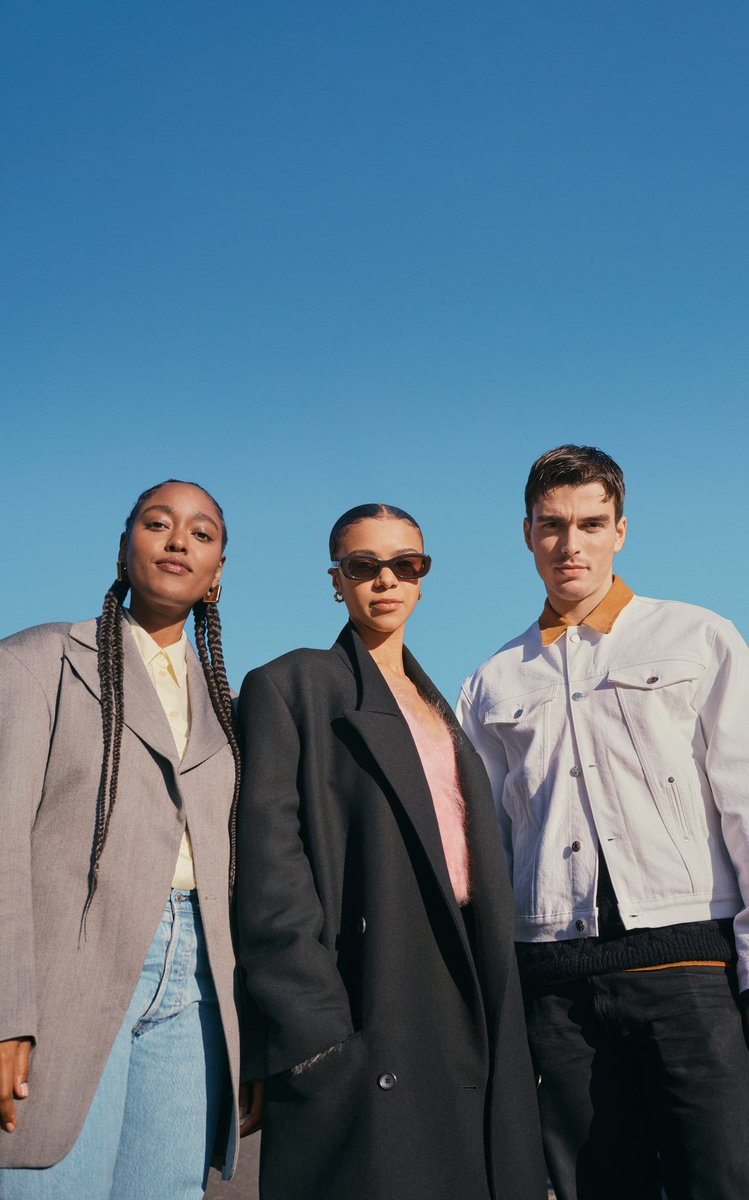 CoreyMylchDaily's tweet photo. 📸 | Corey, India &amp; Arséma for @netflixqueue #QueenCharlotte #coreymylchreest https://t.co/JrbxMEOAUM