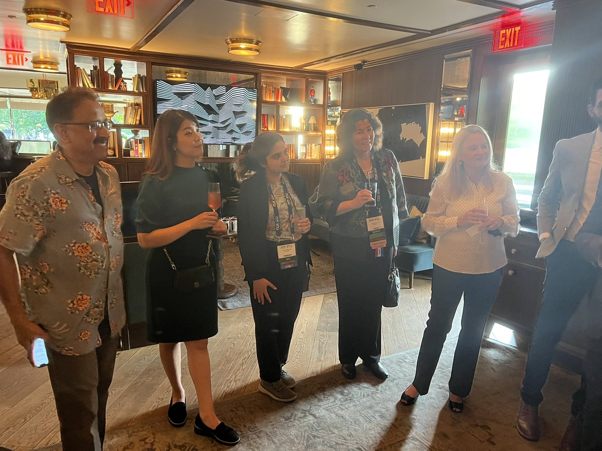 RendAlKhalili's tweet photo. Another success for our annual @DCMRSrads networking event! Thanks to the local Rads who joined to represent their practices and all @ACRRFS @ACRYPS for attending! @Michael_X_Jin @DigitalAngio @MarylandRads https://t.co/4Ikev1ktcN