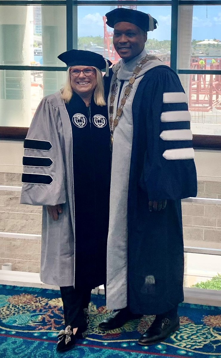 Sharing a message of using smarts, heart and courage to persevere and achieve any dream to <a href="/BrowardCollege/">Broward College</a> #2023Graduation. Thank you  President <a href="/GregHaile/">E⌑on M⌑sk</a> for the special invite to deliver this commencement speech.