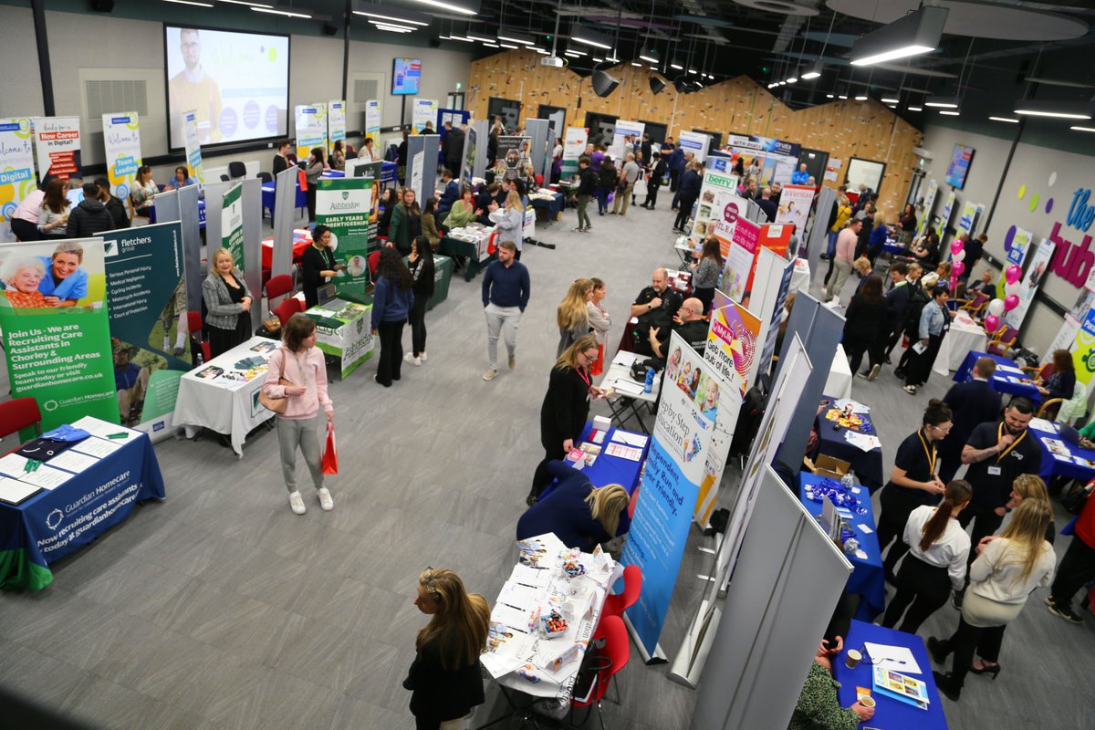 Runshaw Adult College tweet media