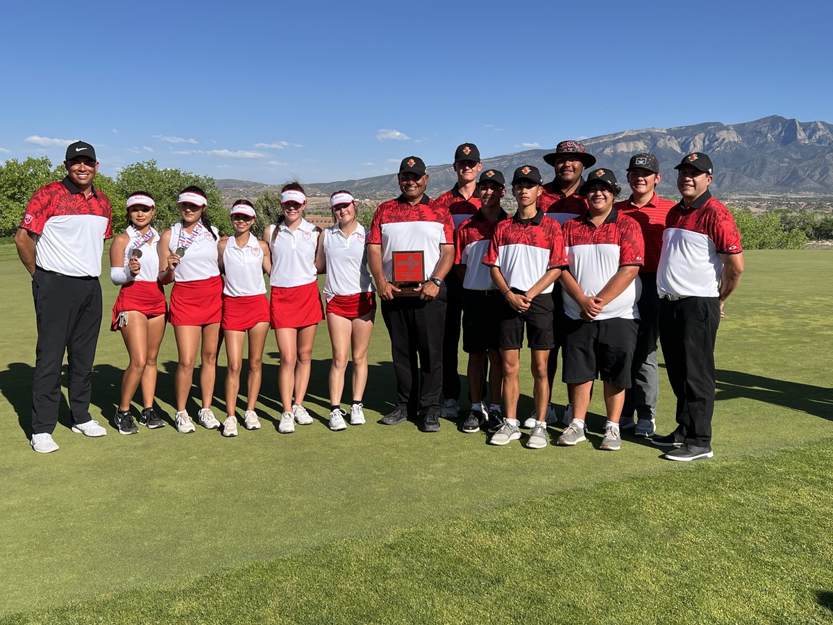 ChsHawkGolf's tweet photo. Great way to end our 2022-2023 Season! https://t.co/zLJJBgROPG