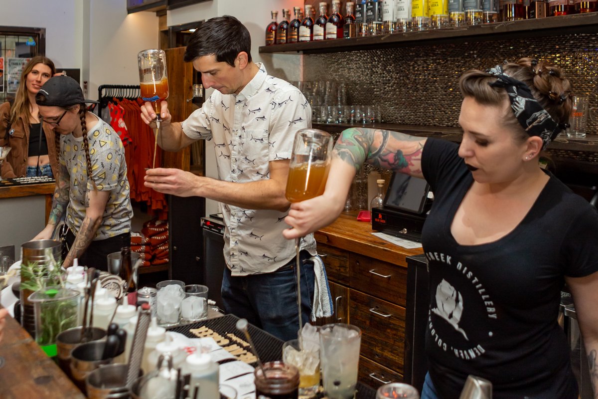 StillBearCreek's tweet photo. Wednesdays are for getting the tasting room opened back up for the week. See ya at 4pm!
#comecraftwithus #distilledindenver #knowyourspirits #bcd #borninlakewood #raisedindenver #whatareyoudrinking #bearnecessities #cocktails #milehighmixology #denver #colorado #303 #5280 #DNVR https://t.co/76L7A2cRHK
