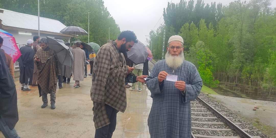 Ministry of Railways tweet media