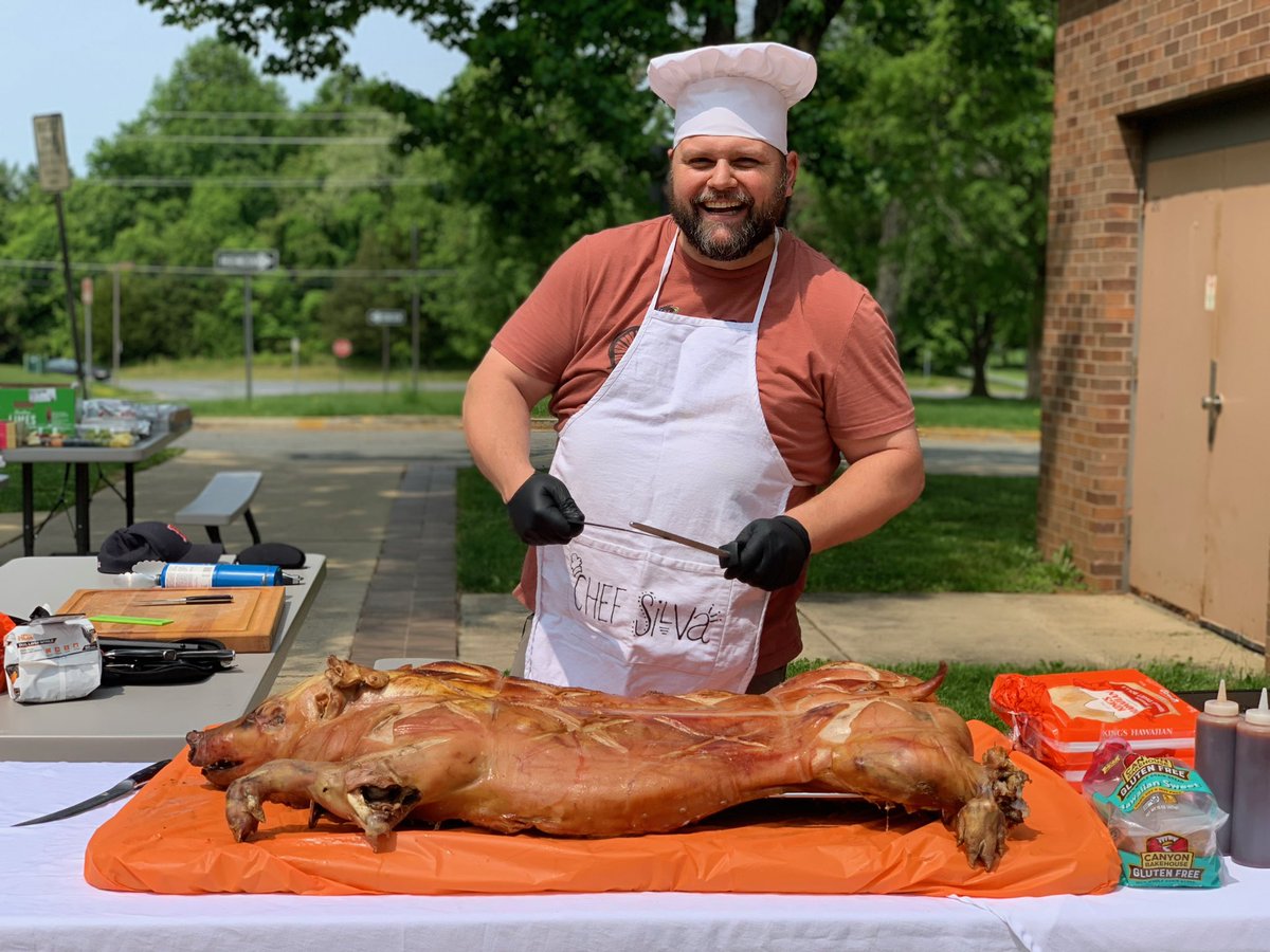 SequoyahPrin's tweet photo. Sequoyah PTA President knows how to do a staff appreciation lunch!!!!  @bosoxsilva https://t.co/WlMK6uTGZt