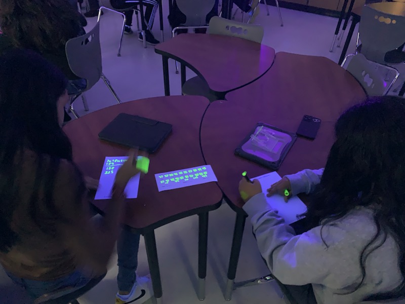 JTMMScougars's tweet photo. Monday was NEON day!  Special shout out to Mrs. Favinger for turning her classroom into a neon glow room for the day! https://t.co/nJi41VCA2b