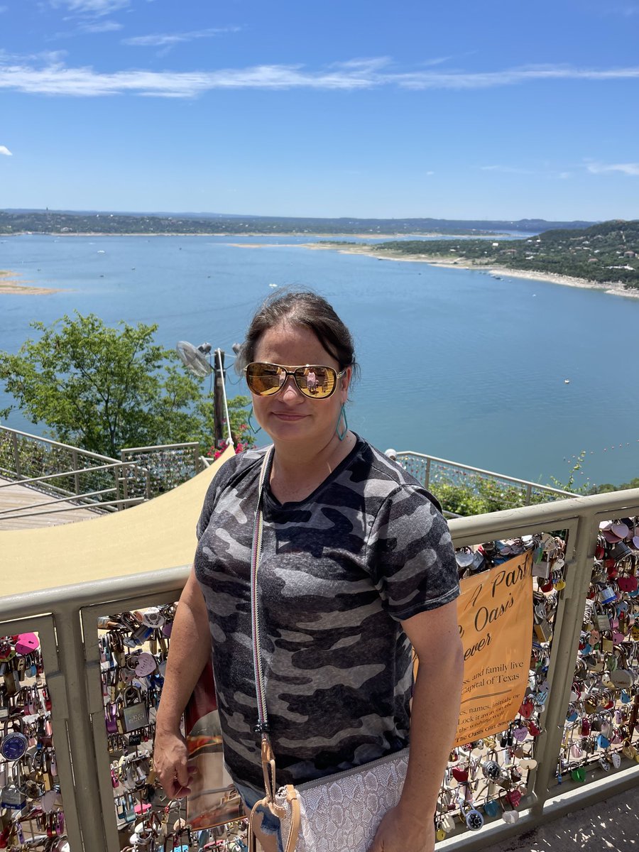 CoachRoiz's tweet photo. Happy Mother’s to my beautiful Wife Michelle ❤️
Thank you for being the Best Wife ever and Mom We love you very much 🙏🏻❤️
Happy Mother’s Day to Grandma Mine and Ana ❤️🙏🏻 https://t.co/NutfjstGR3