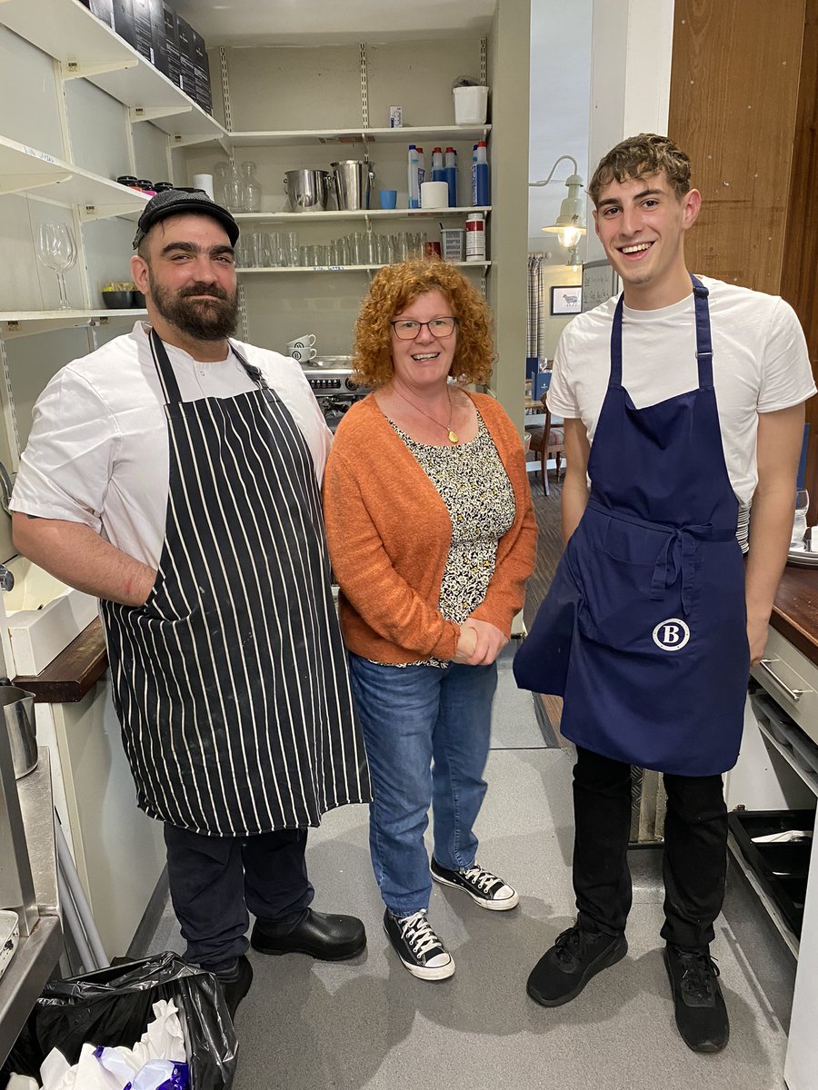 PDevonshire3's tweet photo. After hearing how much Ben Smith (former HNC student) is enjoying his job at the Bridge Inn Ratho, under the guidance of Executive Head Chef Gus Pauline, we couldn't wait to pay him a visit. Thanks to Gus, and his team for looking after Erinliegh Beattie so well.@WestLoCollege https://t.co/CXqQXw5oBJ