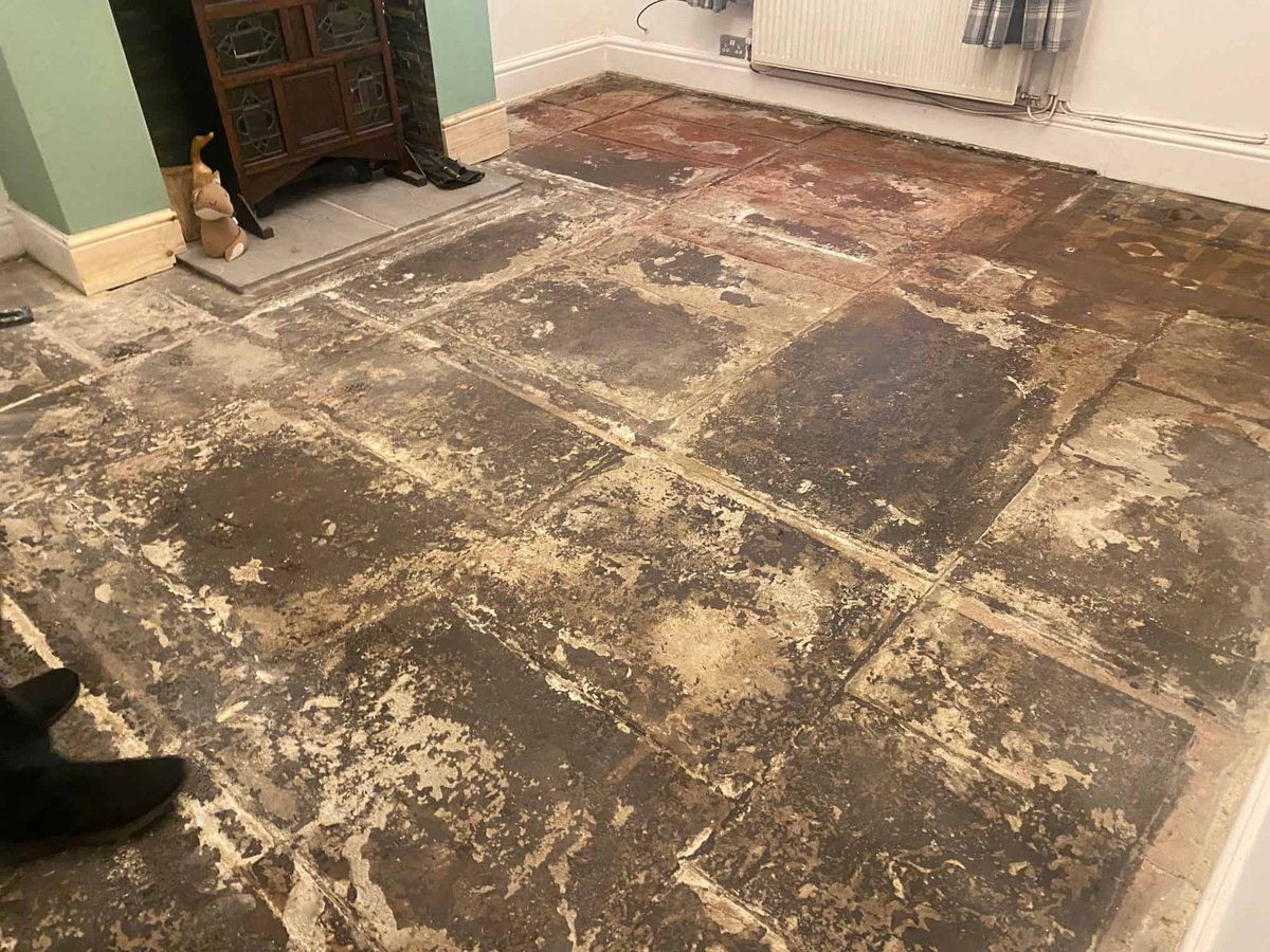 ReeseMackie's tweet photo. Original Flagstone Tiled Floor Restoration in Lytham St. Annes https://t.co/TPoYmUiQnw @CPGLytham, #stoneresurfacing, #stonemilling, #Flagstonefloor, #Flagstonecleaning, #flagstoneresurfacing, #flagstonerestoration, #flagstonesealer, #flagstonesealing, #lythamstannes https://t.co/23yYibfUJN