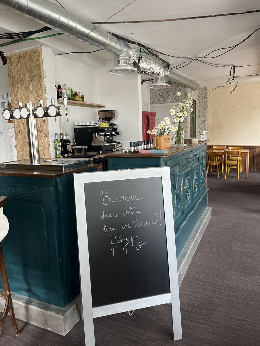 AudéLor tweet media