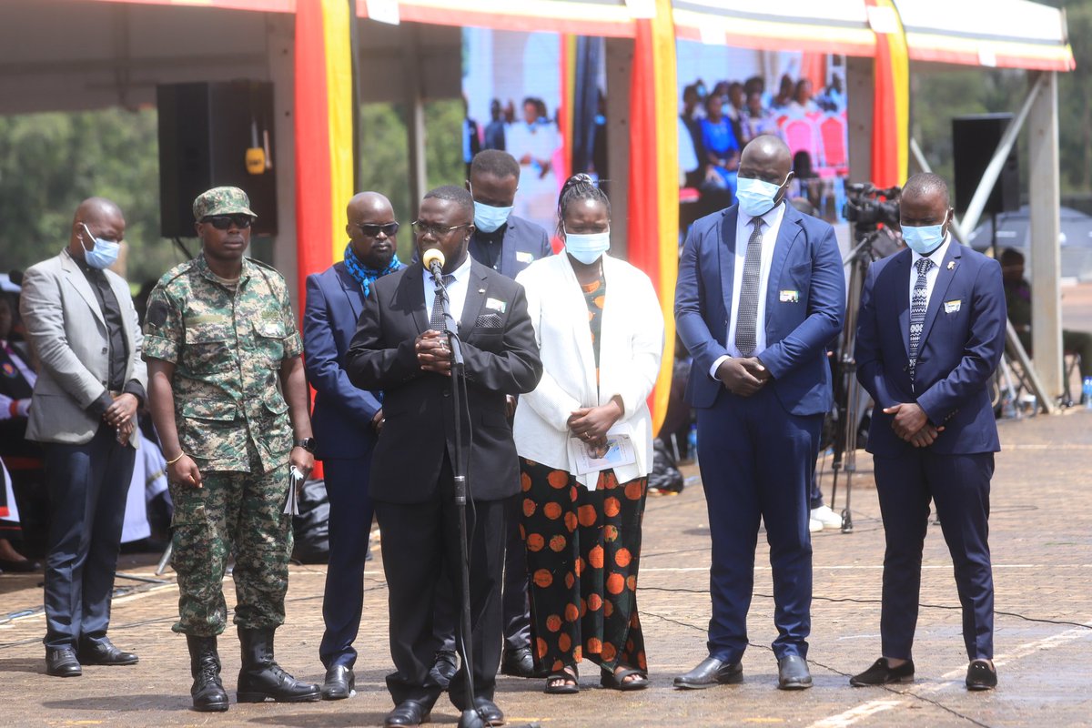 KagutaMuseveni's tweet photo. Hon. Col. (Rtd) Charles Okello Engola was a patriot & a good soldier. He fought effectively against the Lord Resistance Army (LRA) rebels and people were able to go back , cook and have a normal life without being scared of the enemy.

I  apologize to the family of the late Engola, the people of Lango, Uganda and Africa. 
This is a very big embarrassment from the army that somebody deployed to guard a useful cadre ended up killing him. A board of inquiry has been instituted by the army to establish the cause of the shooting. 

I  call upon the political class to go back to the NRA line of sacrifice. Our  ideology, strategy and work method was voluntarism, patriotism and sacrifice, not big salaries and other benefits. This embarrassment could have been avoided.

May his soul rest in eternal peace.