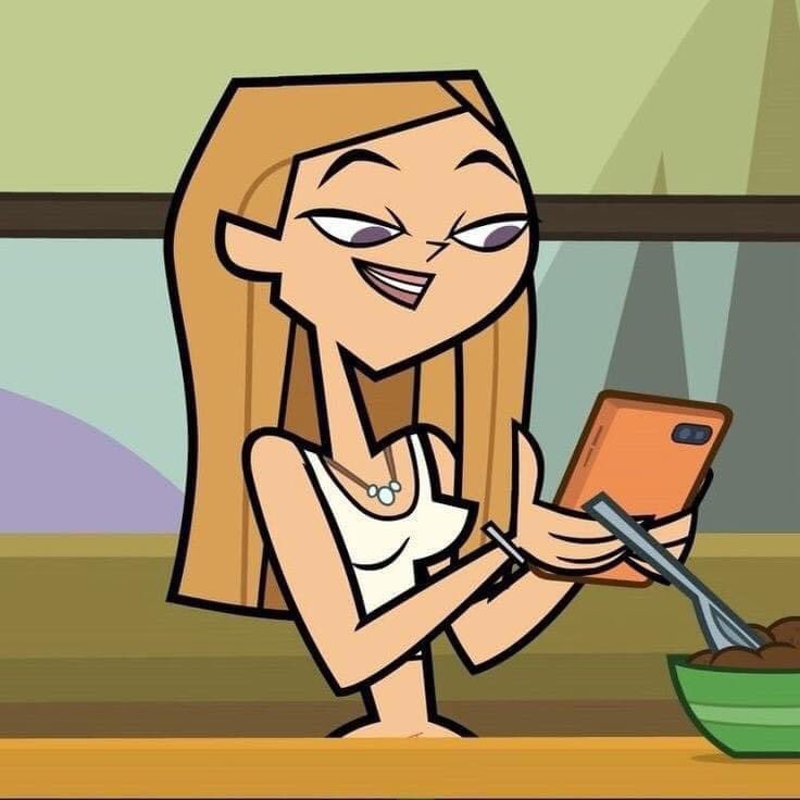 eu assistindo meu story com música a cada 5 minutos porque eu amo a parte que eu coloquei: