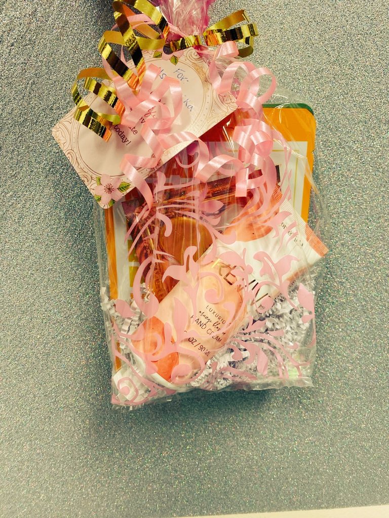 ChapmanSouth's tweet photo. As we celebrate teachers today, we have a goody bag  filled with a facial mask, eye mask, lollipop, and motivational words. @305CAHSD @MDCPS @MDCPS_OECP https://t.co/VKyG9Iadcl