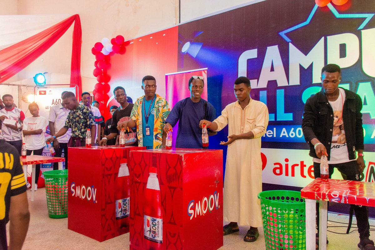 SmoovChapman_NG's tweet photo. Ofa Poly was First Class Fun ๐คฉ.
Onboard the train for the @smoovchapmanxitelnigera Campus Tour.
Great music, Dance, Games, Luscious Smoov drinks and extraordinary fun.
Tag your friends if you see them!
Be on the lookout for the next campus ๐
#FirstClassFun #SMOOVxITEL https://t.co/OxOHswpEkC