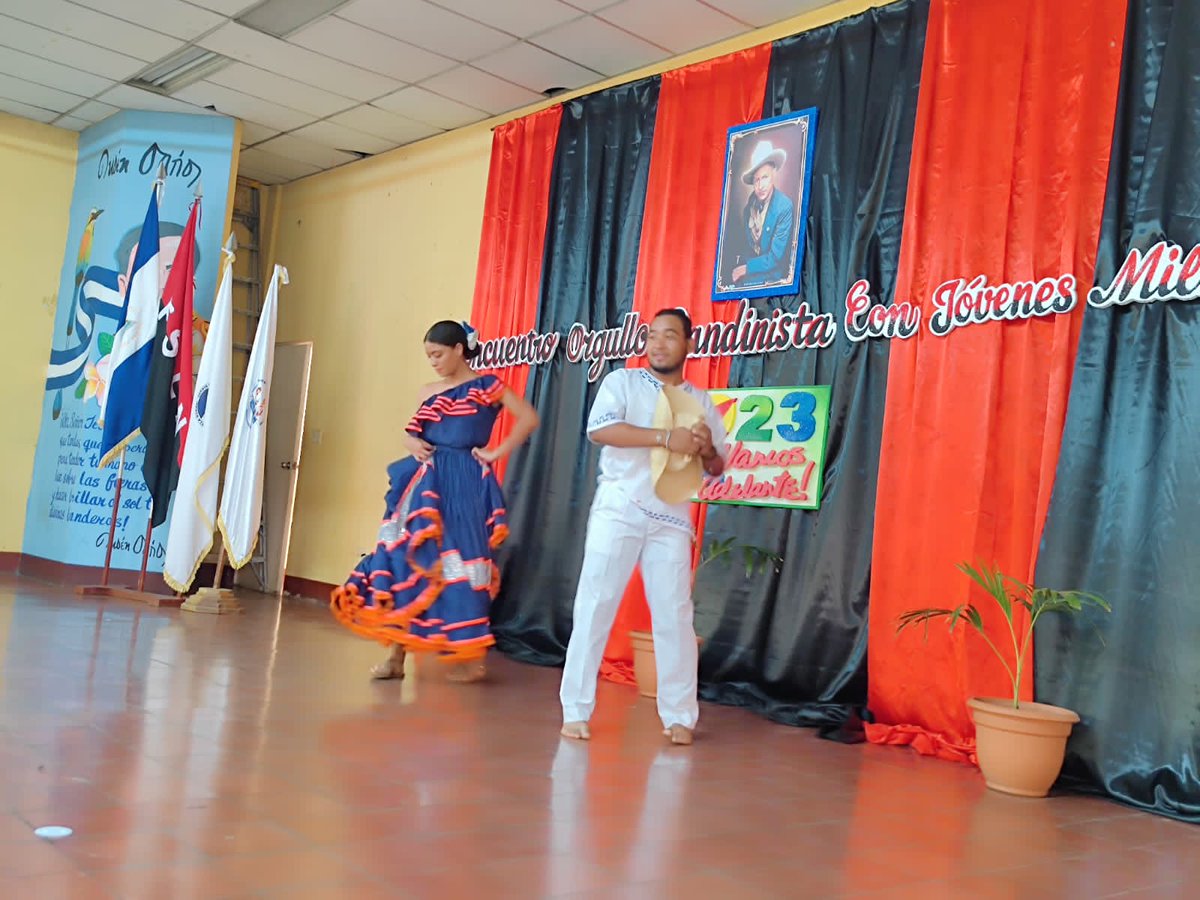 collvermat's tweet photo. Chinandega, Nicaragua 🇳🇮

Encuentro de Juventud Sandinista en el Distrito 2 del Municipio de Chinandega

#OrgulloSandinista #UnidosEnVictorias https://t.co/maIthqdM8q