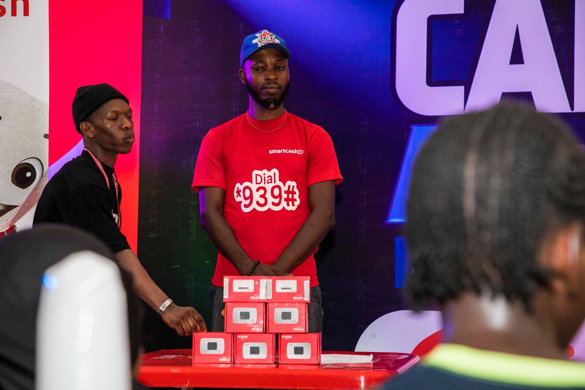 itelNigeria's tweet photo. There were lots of talents on display and we had so much fun with the students of Federal Polytechnic, Offa, Kwara State.
#itelinOffaPoly
#itelCampusAllStar https://t.co/lZtLmgNCH7
