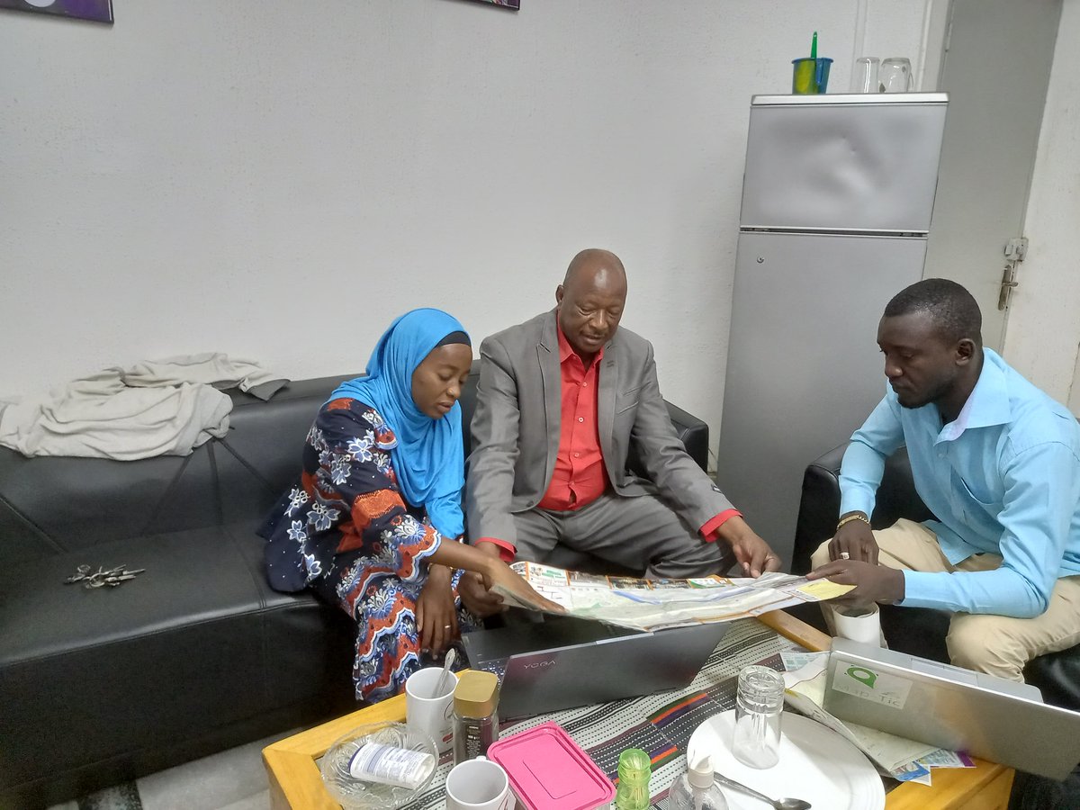 falher3's tweet photo. Rencontre ce matin avec le Directeur Général du #Centre Nigériens de Promotion #Touristique, pour la mise  en place d'une #carte touristique de la ville #Niamey et pourquoi pas du #Niger. @MapTicNiger est partant pour cette aventure plus d informations contactez @AnafiSouleymane https://t.co/sGnErdFTtM