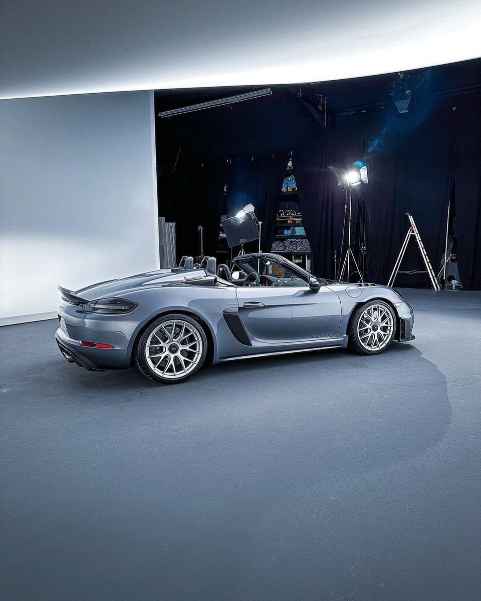 Porsche911UK's tweet image. #SpyderRS is to be rejoiced 
📷 @jagotz