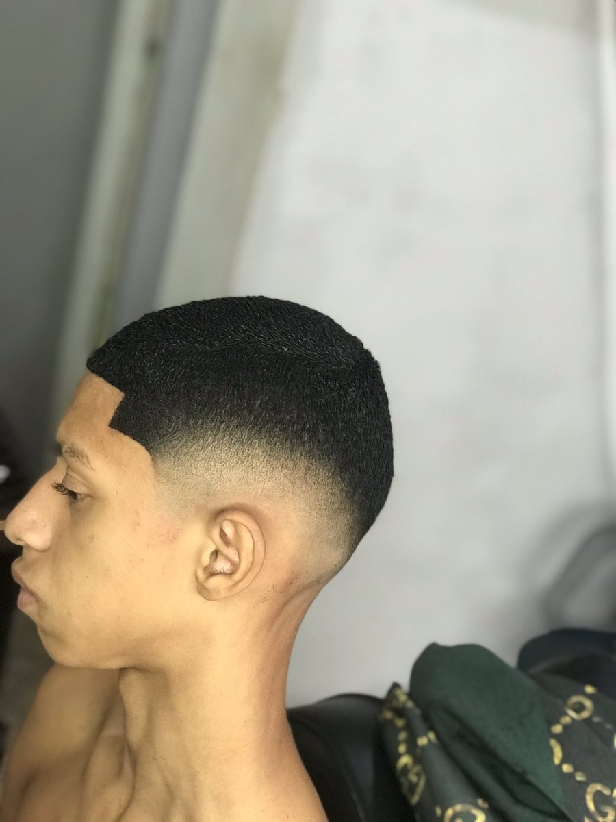 ChristhianRet's tweet photo. Mídia RISCA DE CRIA 🔥🔥🚀 https://t.co/Jdp3jjputK