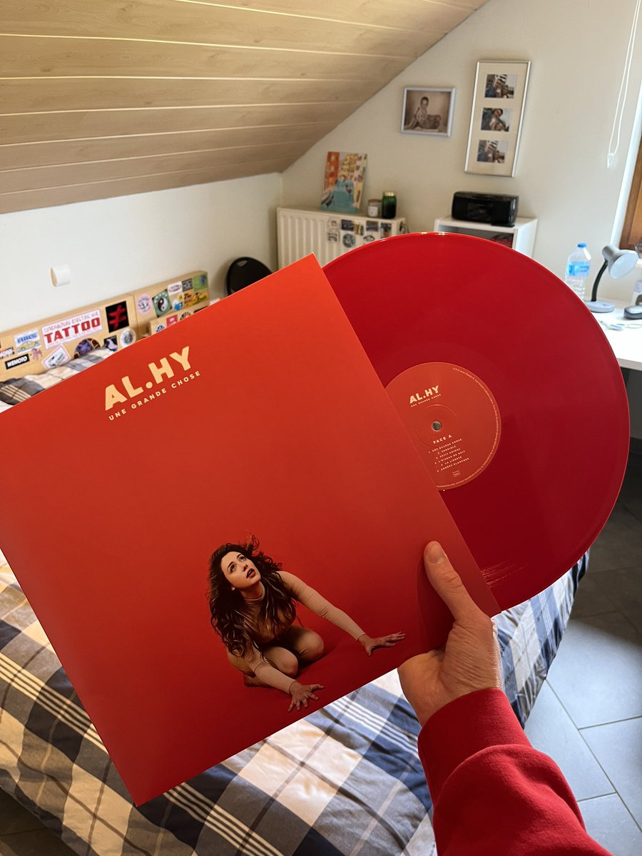 Regardez ce que j’ai reçu aujourd’hui 👀 

<a href="/alhypheurite/">Al.Hy</a> 🫶🏻❤️