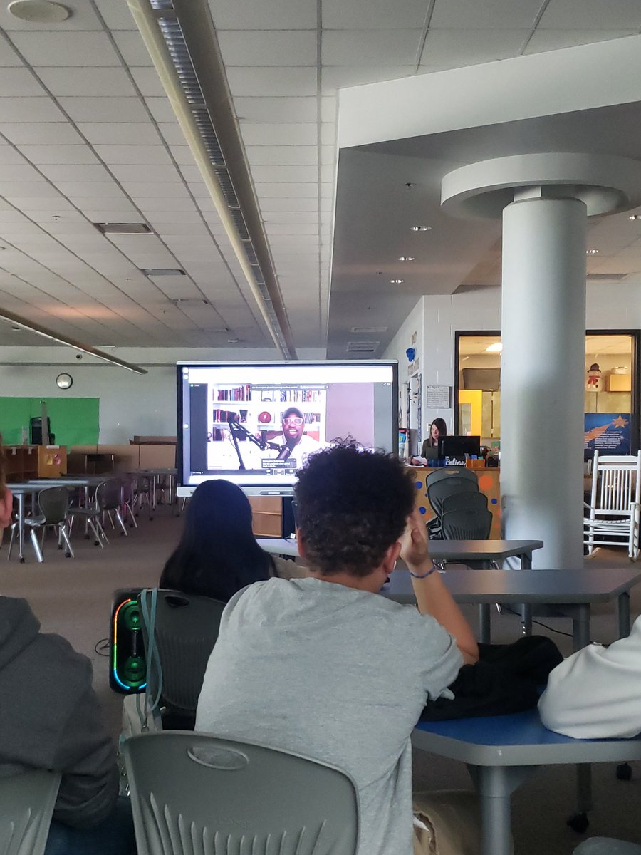 rmslibraryjcps's tweet photo. 7th grade students recently finished reading The Crossover in their Book Clubs and now they get to hear from the author himself @kwamealexander Shout-out to @FollettLearning  for the opportunity. @RamseyMS_JCPS https://t.co/B5G6BfMbhj