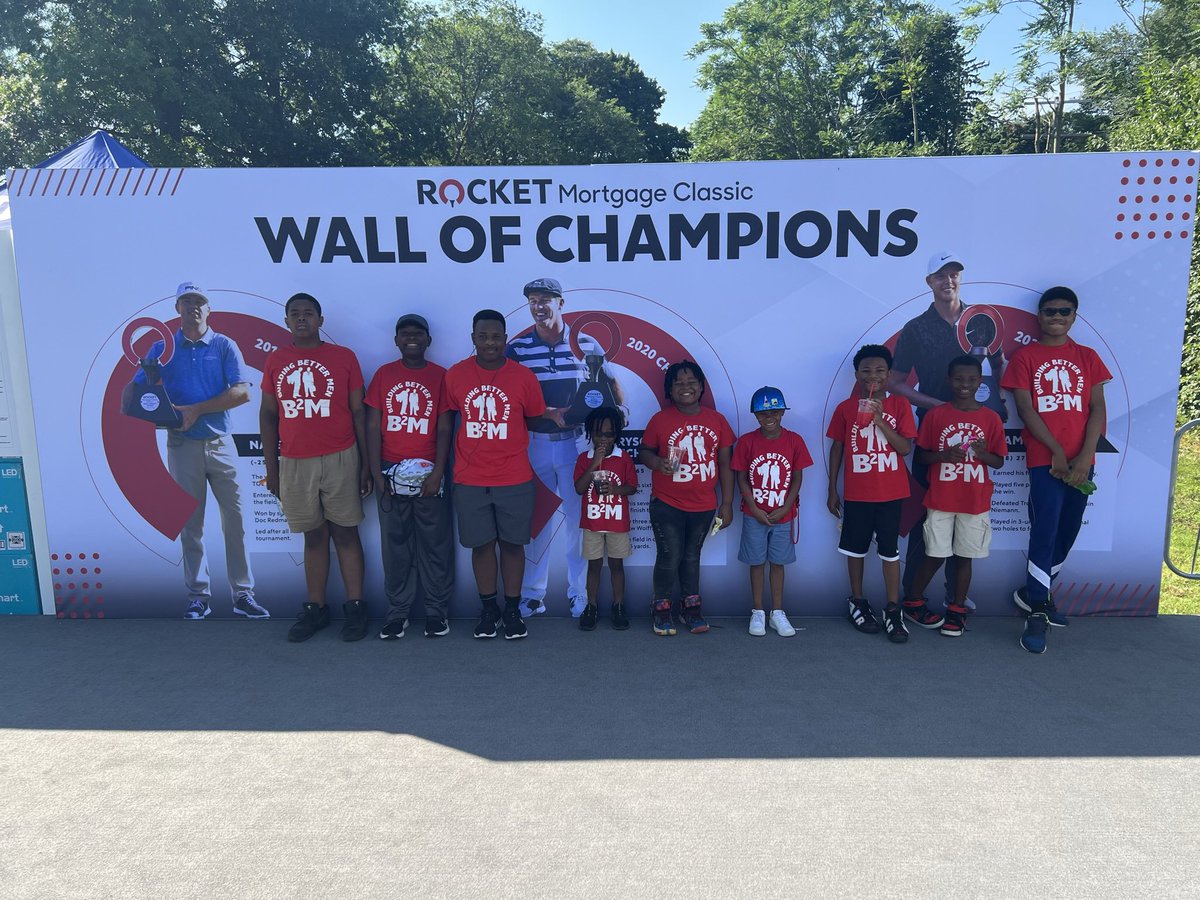 greatnessnu's tweet photo. Building Better Men with our young men learning to play golf! 🏌🏽 #ourboyscount #amongstgreatness #buildingbettermenorg https://t.co/gQS16UdFjy