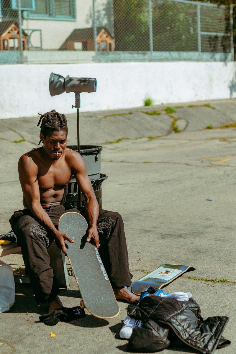 inshanephotos's tweet photo. Some 50mm shots from the weekend. Felt good to be in the streets again. #runninwiththeblicky #inshanephotos https://t.co/sm4S9BwyhI
