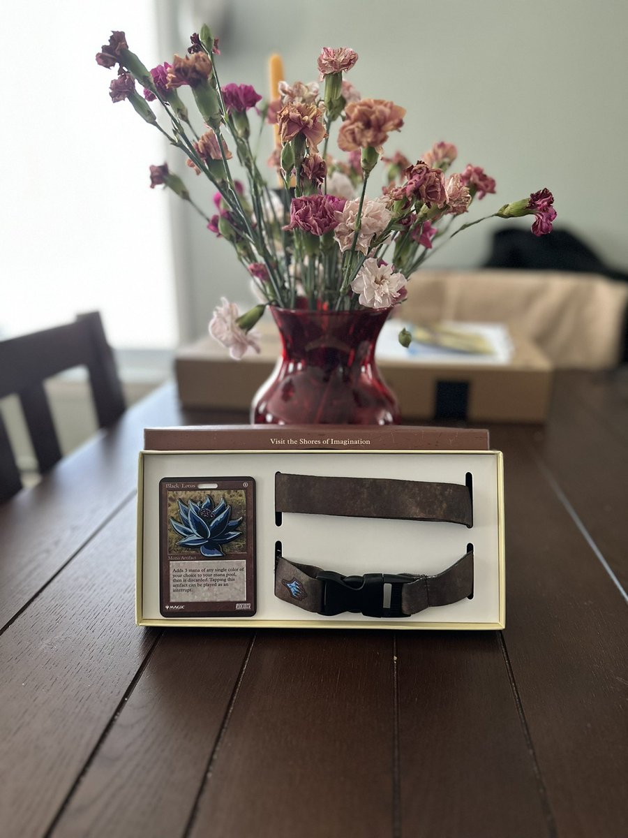 tronisbad's tweet photo. Since so many of y’all expressed interest in wanting one, I’m going ahead and giving away my personal Black Lotus @PinfinityAR pin that I just got in the mail 

Like✅
Retweet✅
Follow me✅

Also, use code “TRONISBAD” @ the Pinfinity site for 20% off !

Winner picked May 16th :) https://t.co/5NndIytFcs