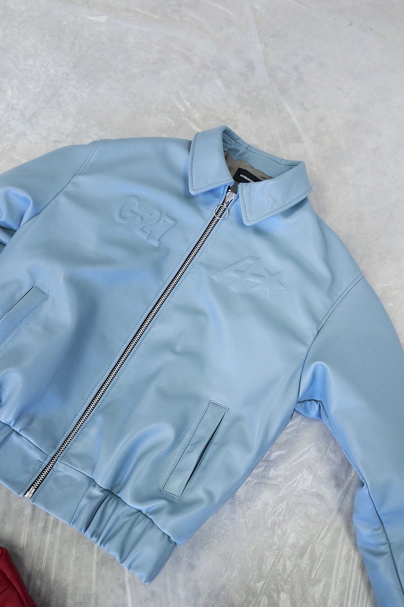 WARBURTON tweet media