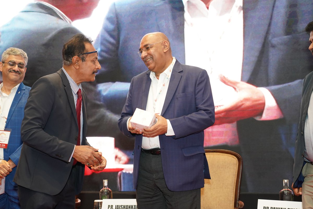 India Infrastructure Finance Company Ltd. (IIFCL) tweet media