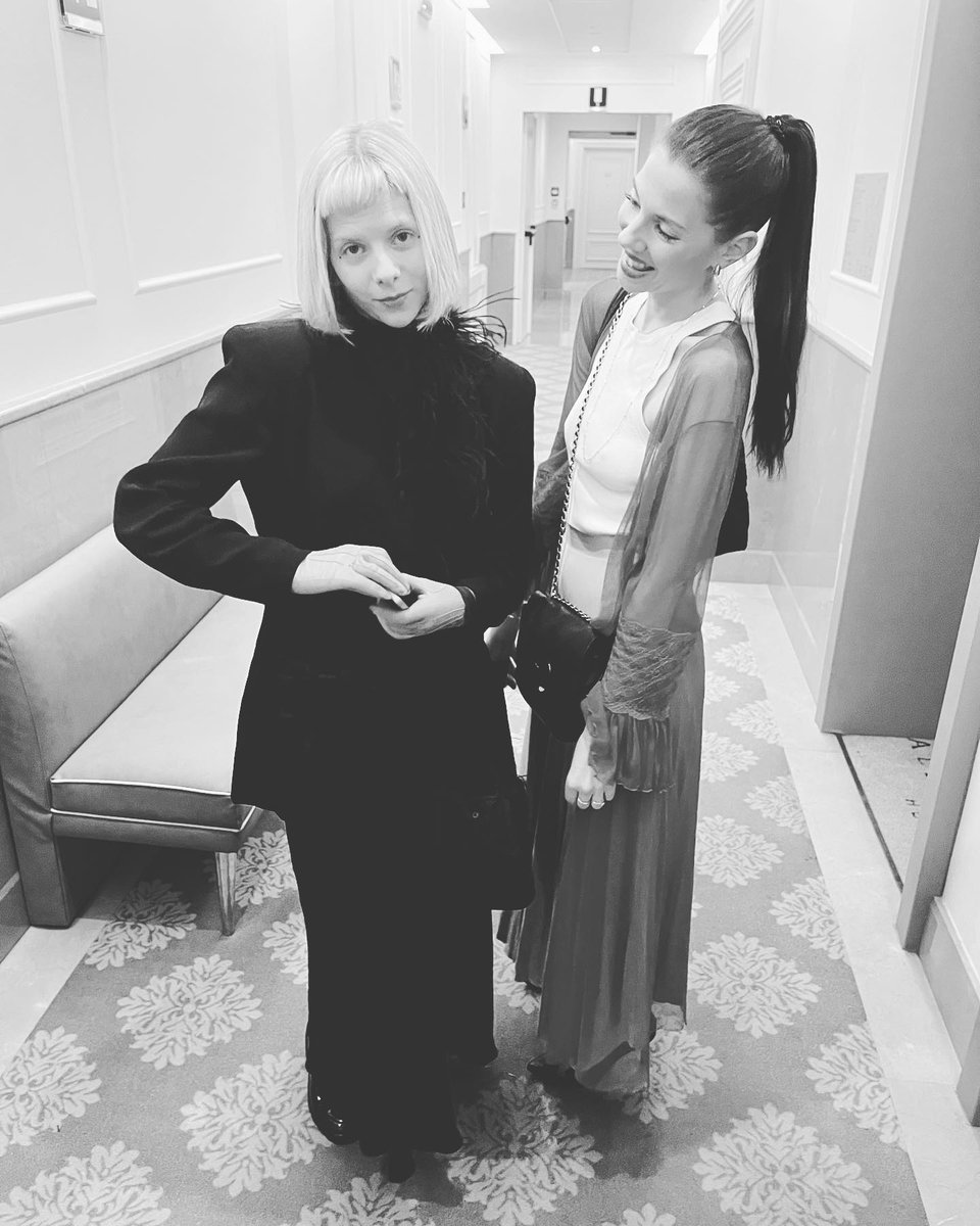 AuroraFranceOff's tweet photo. . @auroramusic and her sister Miranda back in Rome 🇮🇹

« Good memories ♥️ »

📷: Miranda Aksnes on Instagram
➡️ https://t.co/kfQfhIl29Y https://t.co/J5LFqX3kHf