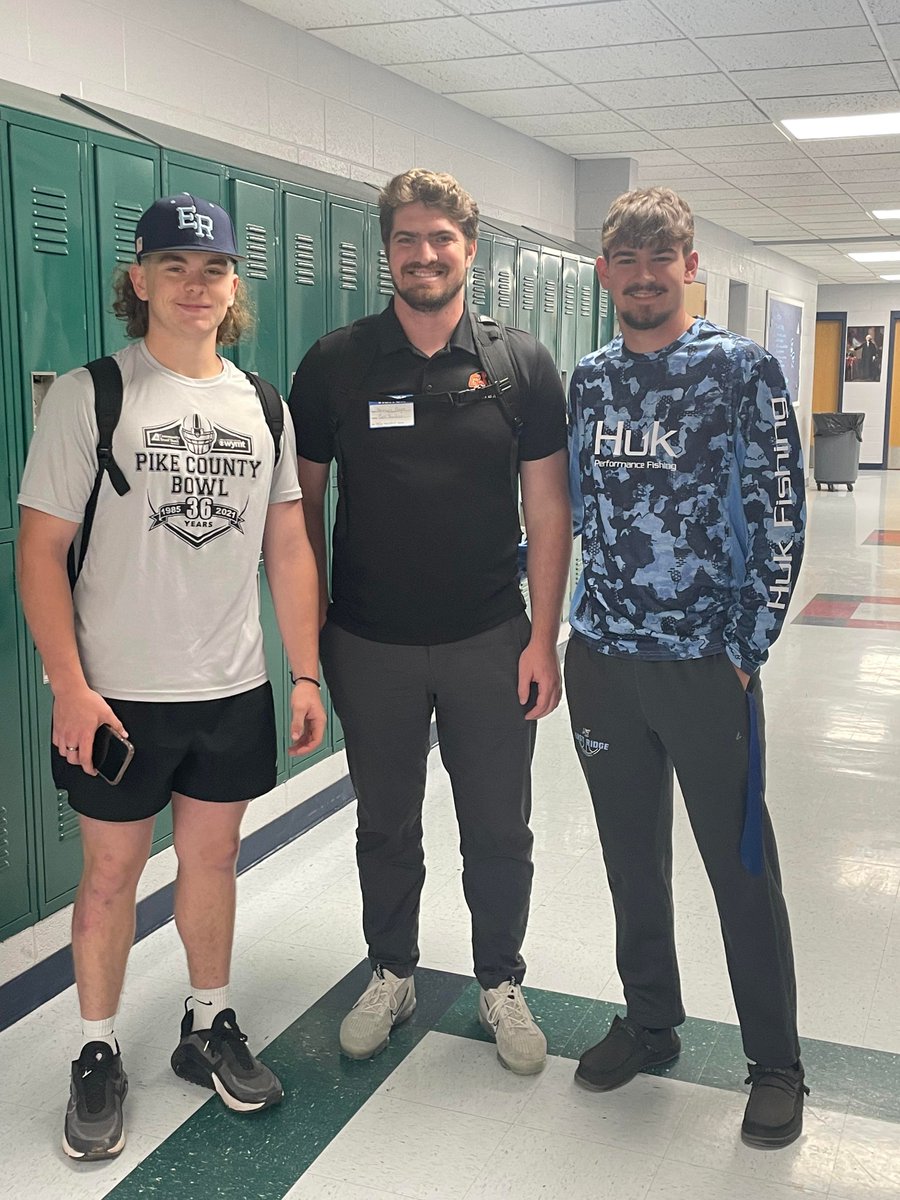 We appreciate coach Devvan Gage for stopping by to visit a few of our guys yesterday. Warrior Pride!