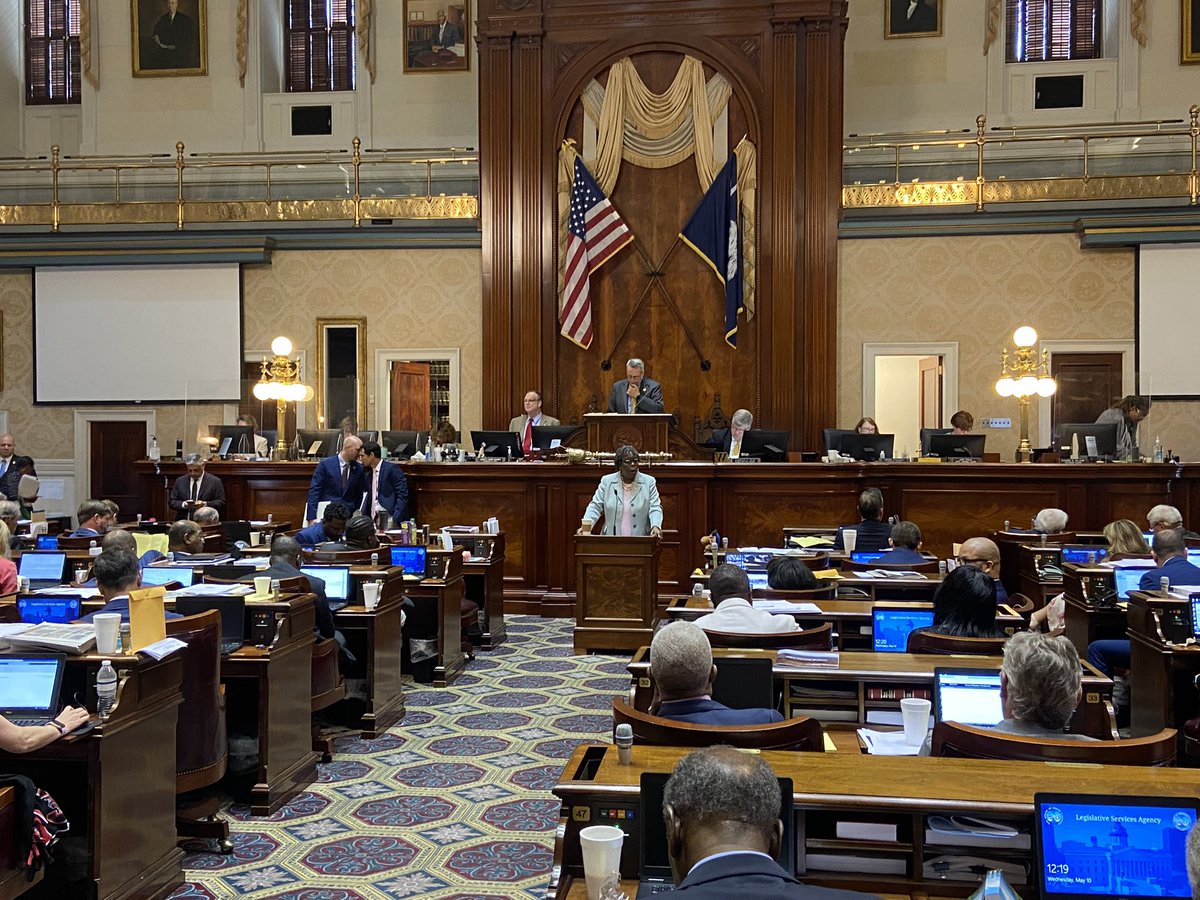 MaryGreenNews's tweet photo. Guaranteed paid parental leave for public school teachers in SC when they welcome a new child via birth, adoption, or fostering will soon be on the governor’s desk — House members just unanimously voted to agree with changes senators made to the bill last week. https://t.co/umKL6ZJOBN