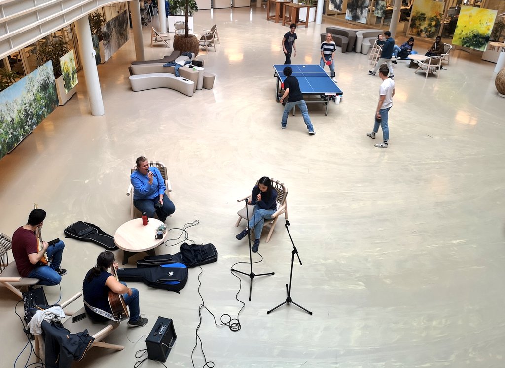 Music band reharsal, ping pong, or just chilling on the couch looking at paintings: it's time to relax for us after a hard working day.
Interested to enjoy our pleasant environment?
Apply within 26 May to one of our new #phdpositions at phdpositionswetsus.eu 😊
#PhD
#phdlife