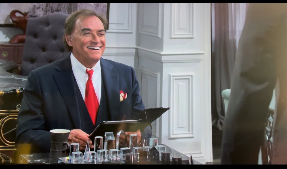 Mama_Hooch's tweet image. Look at that gorgeous smile! @ThaaoPenghlis sets our hearts a flutter. Excited to see him back on our screens! Can never get enough of sexy Count DiMera. #DAYS #moreplease @DaysPeacock