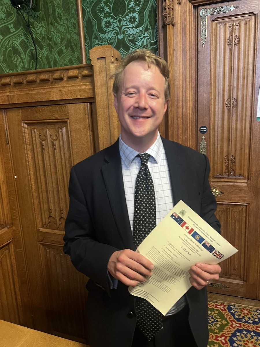 Today I chaired AGMs for the All Party Parliamentary Groups (APPGs) on the Commonwealth, Australia and New Zealand, and Canada 😊 🇦🇺 🇳🇿 🇨🇦 

Our Commonwealth friends are as important to the UK now as they have ever been 🇬🇧