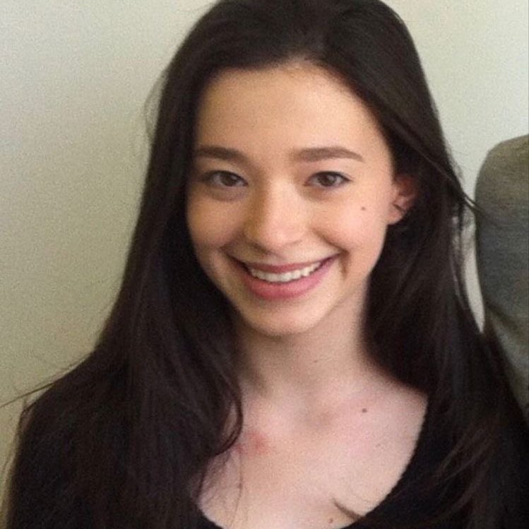 아리비비 on Twitter "RT AxkiraK Mikey Madison ทุกวันนี้นั่งภาวนาให้รับ