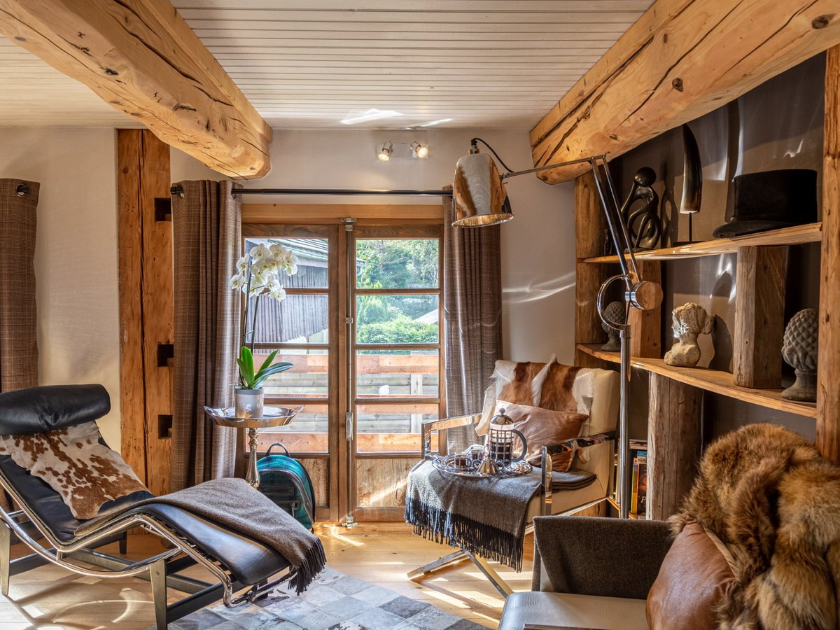 Chalet_Finder's tweet photo. Relax and snuggle up in Chalet Fourmiliere!

https://t.co/21gyOYPOlj

#ChaletFinder #skichalet #skiingholiday #morzine https://t.co/wJA9ek9ZLN