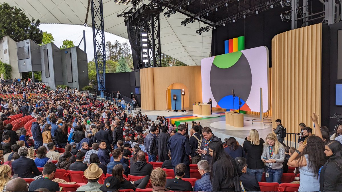 Sundar Pichai tweet media