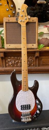 LarkStreetMusic's tweet photo. 2011 MUSIC MAN  Sting Ray Bass Classic Chocolate burst https://t.co/3bsaaefBWA https://t.co/2DFWB0O4Fx