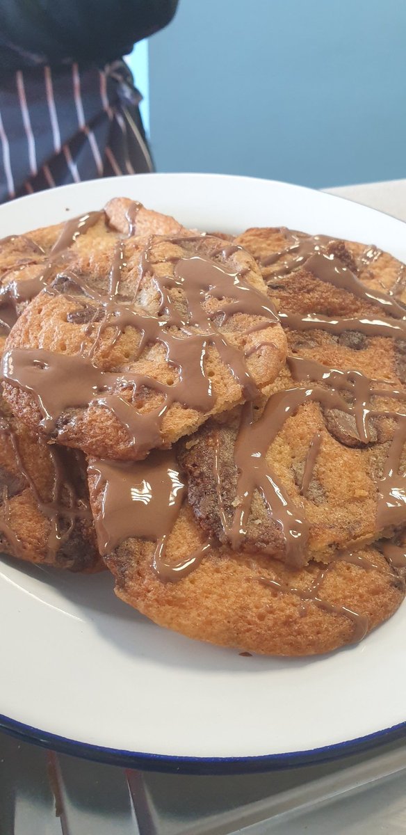 LLordanULPDSL's tweet image. Plan,prepare,cook &amp;amp; serve a dish you have made in 1st Yr Home Economics. Great job done @EnnisCC #firstyearhomeeconomics #learningtocook #baking #managingmyself